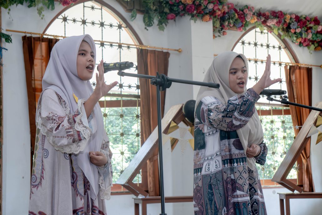 Penampilan Da'i Kembar Maulid Nabi
